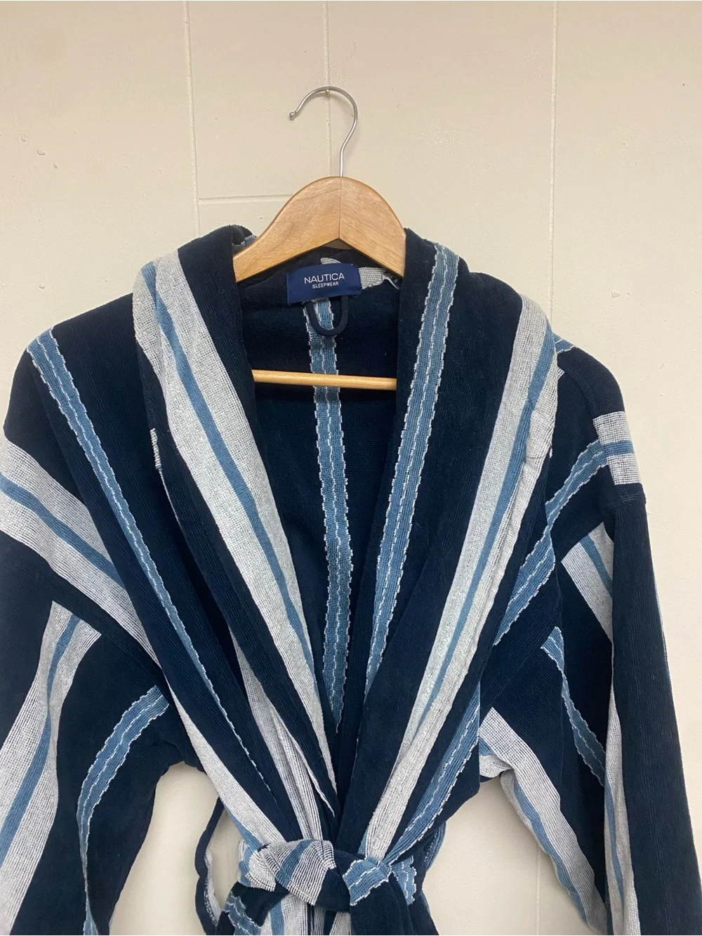 Nautica Navy & Light Blue Striped Bath Robe